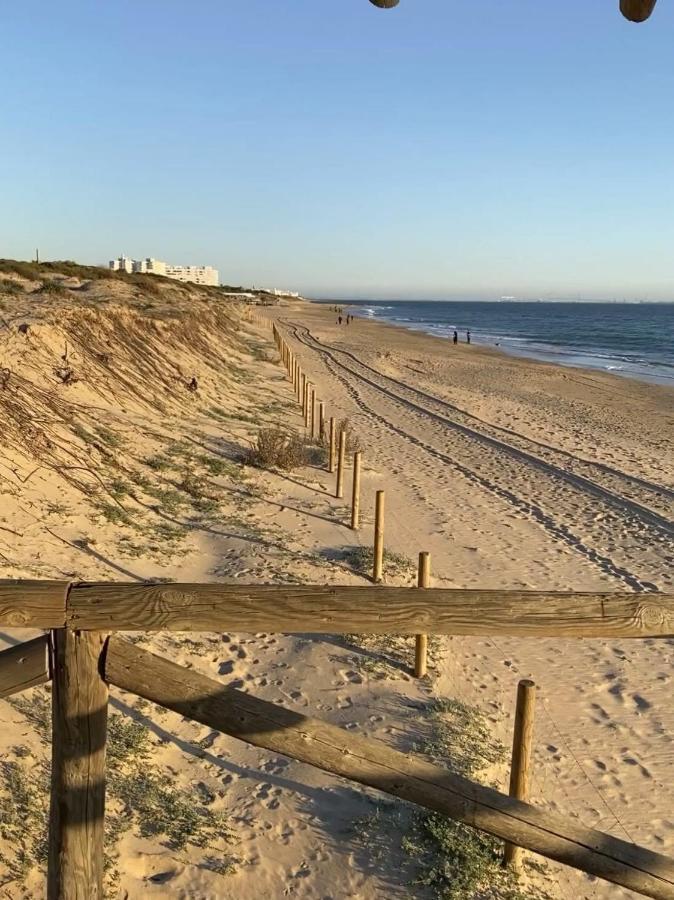 La Costilla Centro Y Playa 로타 외부 사진